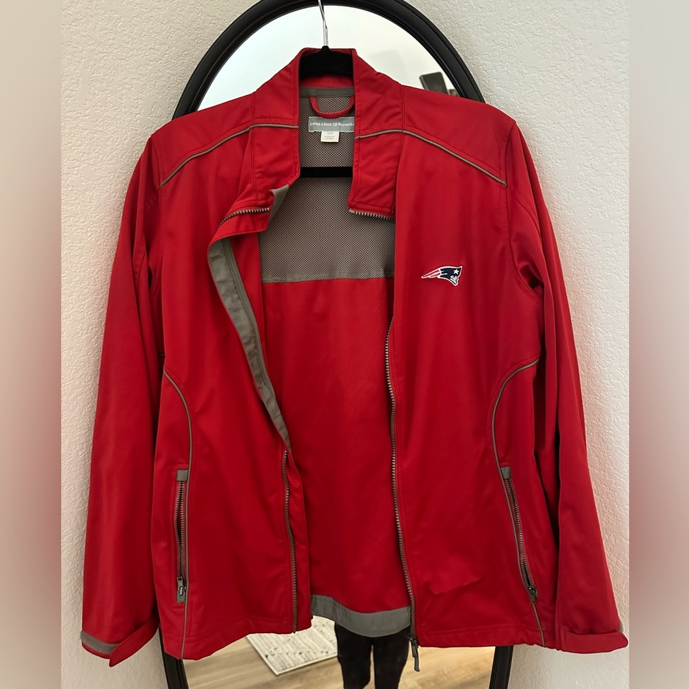 New England Patriots Red lightweight WeatherTec jacket. Size large.